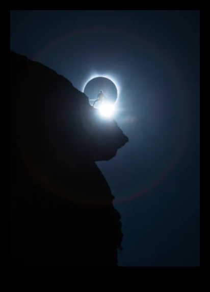 Solar Eclipse Symphony: Mastering Techniques for Capturing Celestial Alignment