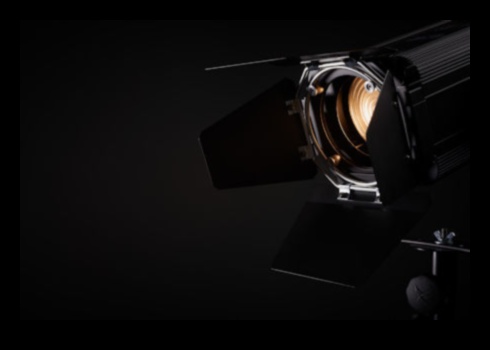 Lens Luminaries: Αποκαλύπτοντας τους Πρωτοπόρους της Επαγγελματικής Φωτογραφίας